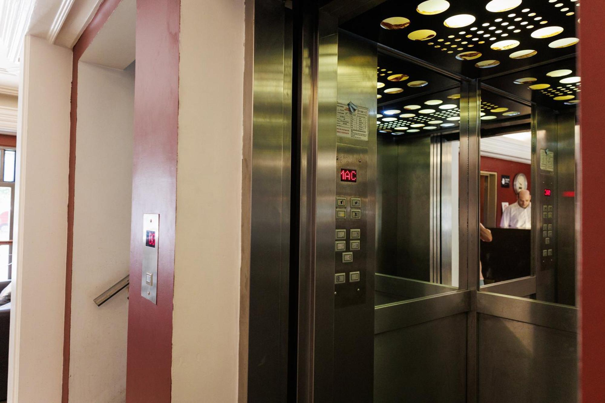 Hotel Petit Cordoba Dış mekan fotoğraf